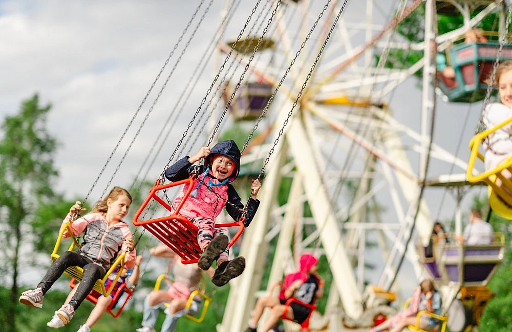 foto atrakce Lunapark kolotočů